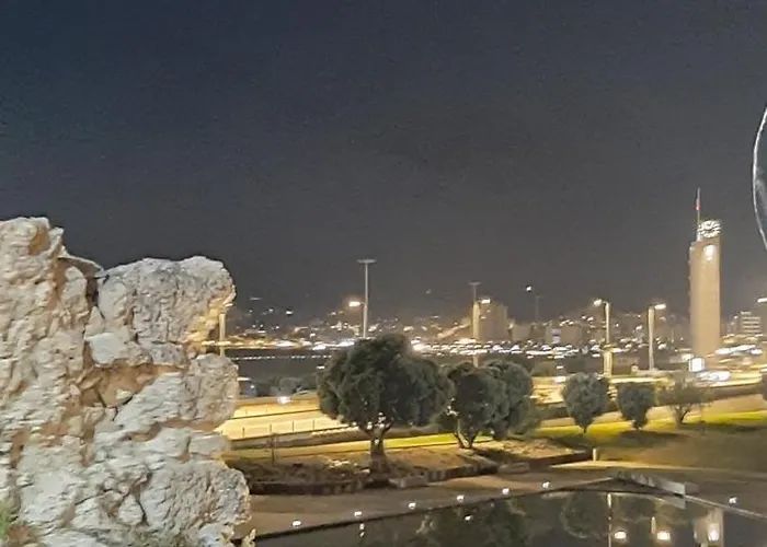 Апартаменты House